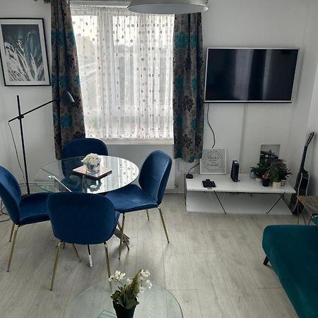 Cosy 2-Bedroom Flat In Finsbury Park, Modern, Convenient & Close To Central London! Εξωτερικό φωτογραφία